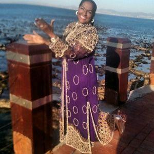 Meet your Posher, Paula